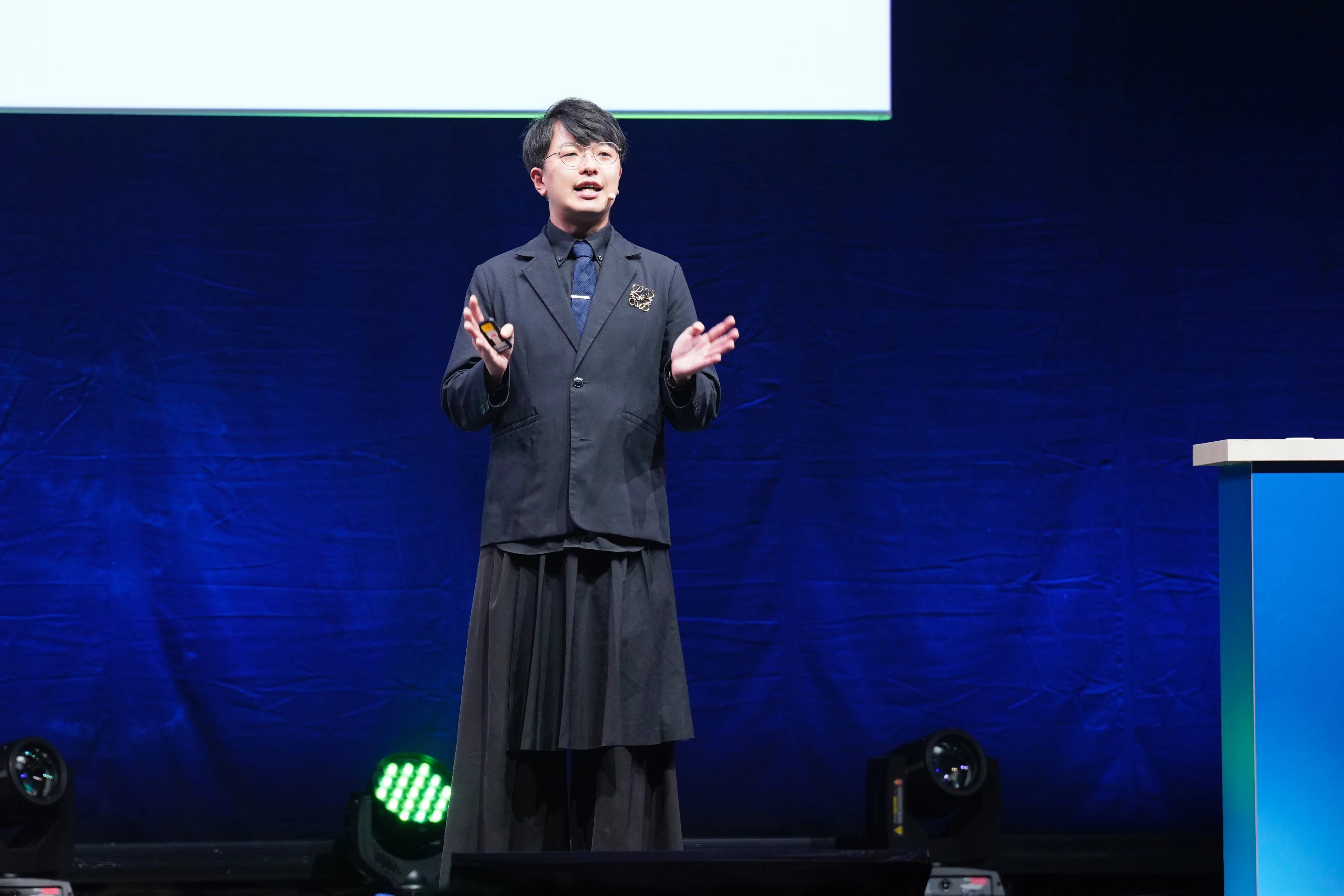 登壇する小澤健祐